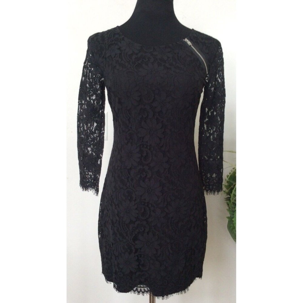 Armani Exchange Black Floral Lace Sheath Dress Size 4 EUC! $170